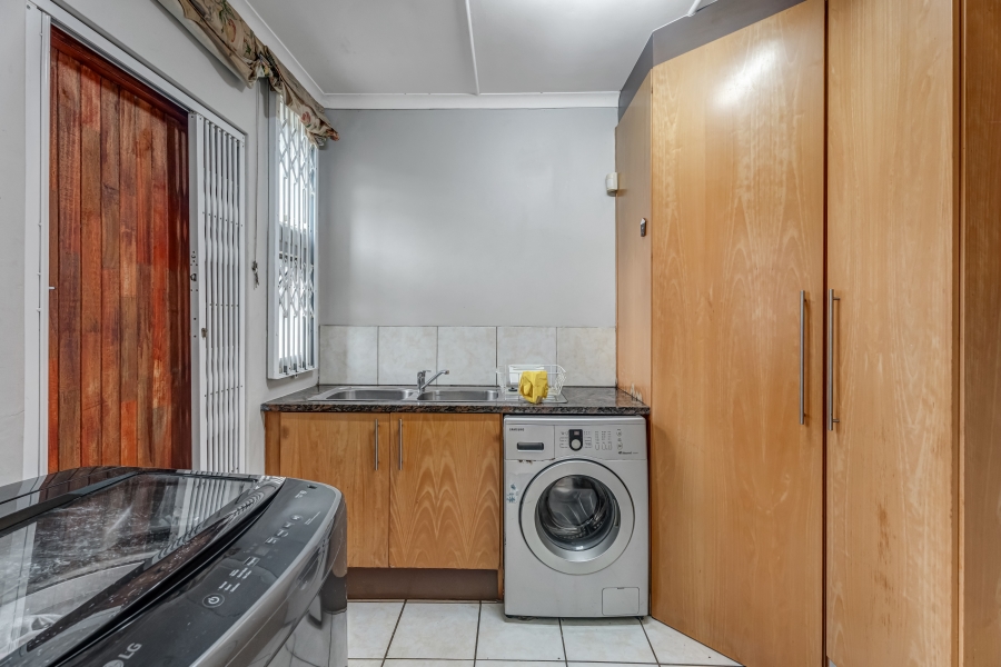 4 Bedroom Property for Sale in Beacon Bay Eastern Cape